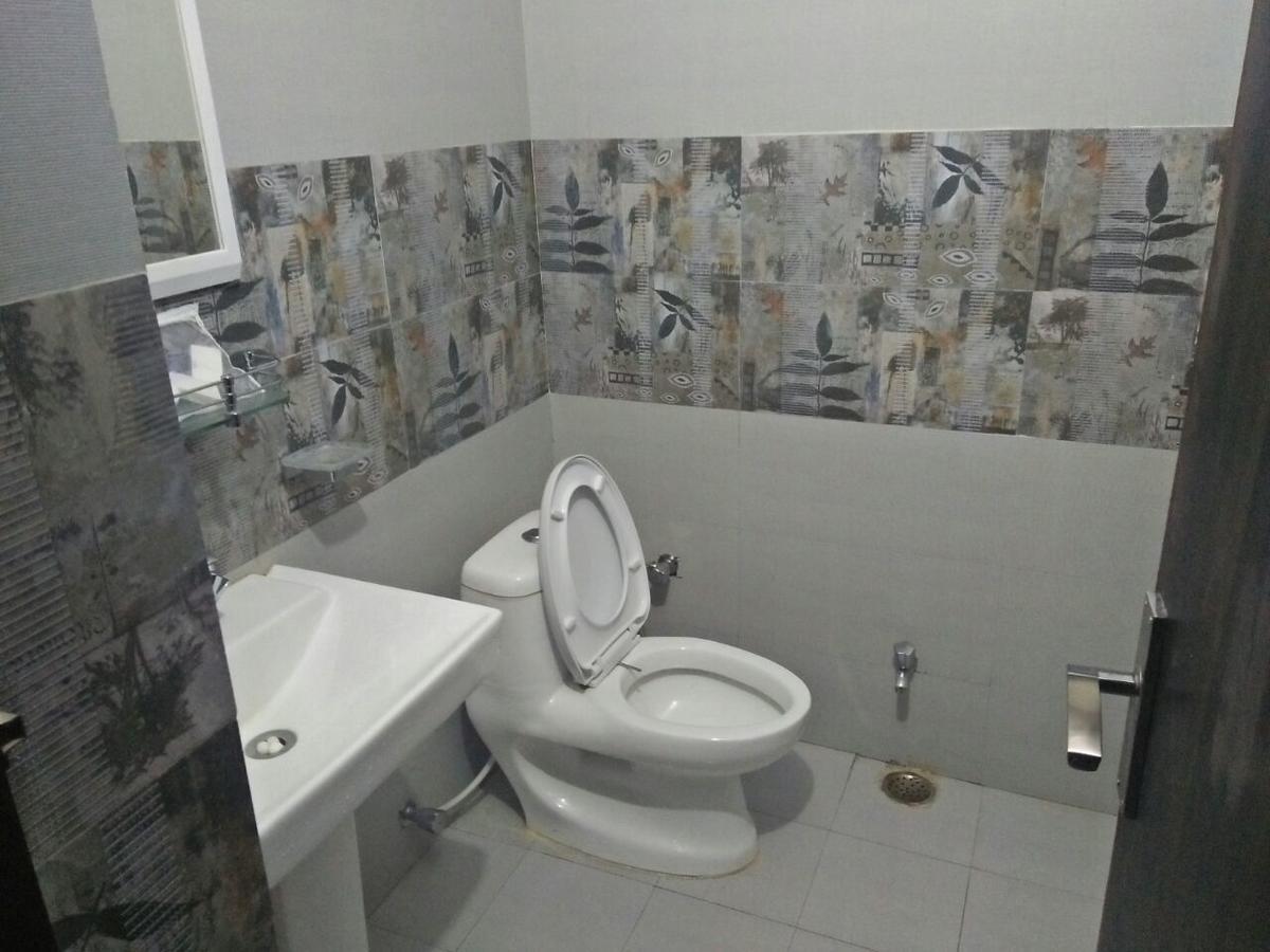 Oyo 11877 Royal Residency Hotel New Tehri Ngoại thất bức ảnh