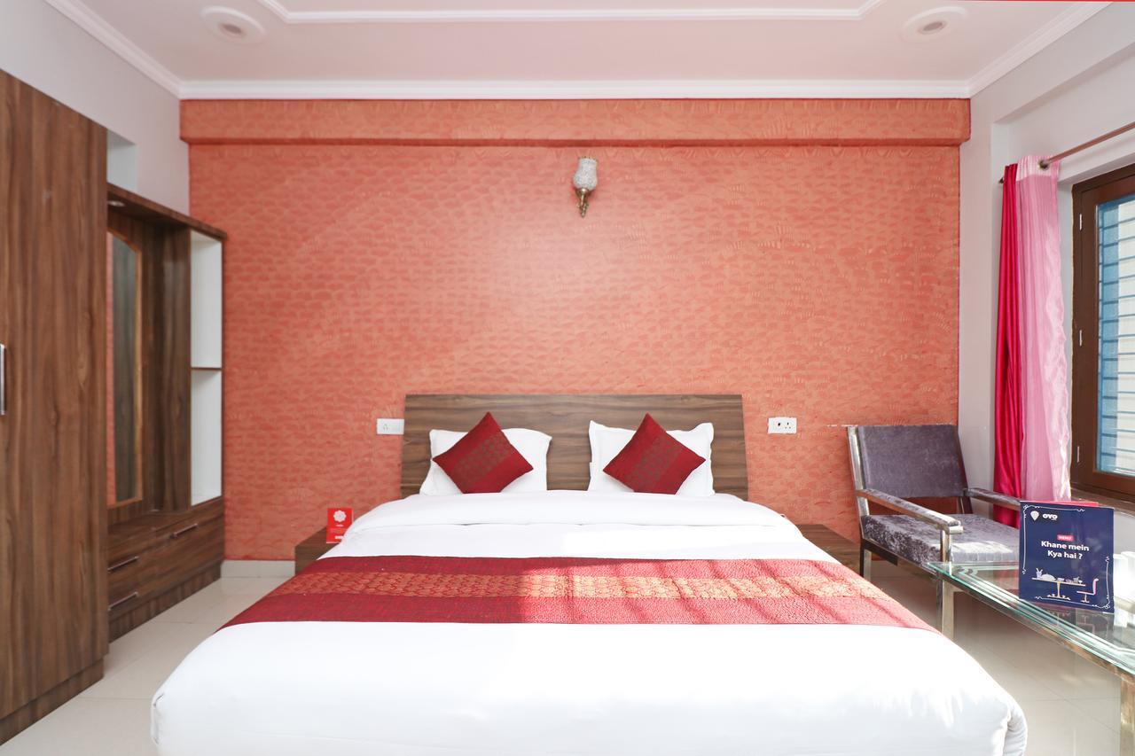 Oyo 11877 Royal Residency Hotel New Tehri Phòng bức ảnh